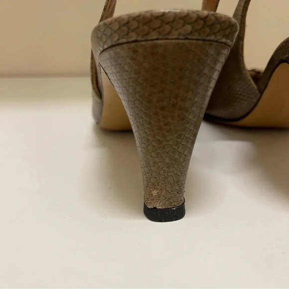 FERRAGAMO Women’s Heeled Sling Back with Gancini VINTAGE kitten heels designer - Picture 10 of 12